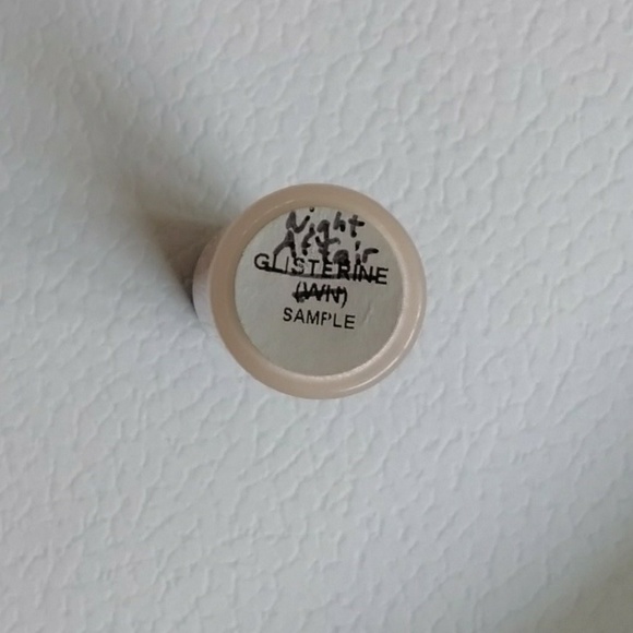 MAC Cosmetics Lipglass GLISTERINE/NIGHT AFFAIR - Picture 4 of 4